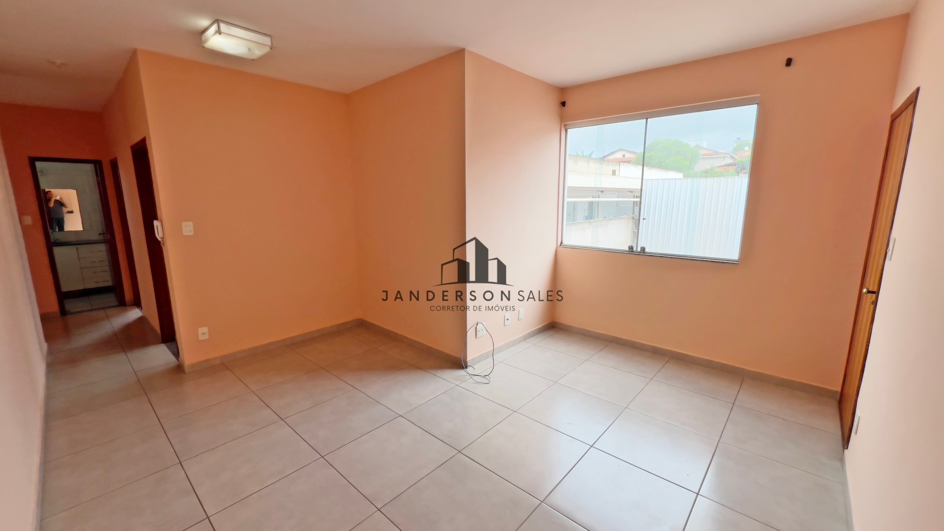 VENDE-SE APARTAMENTO