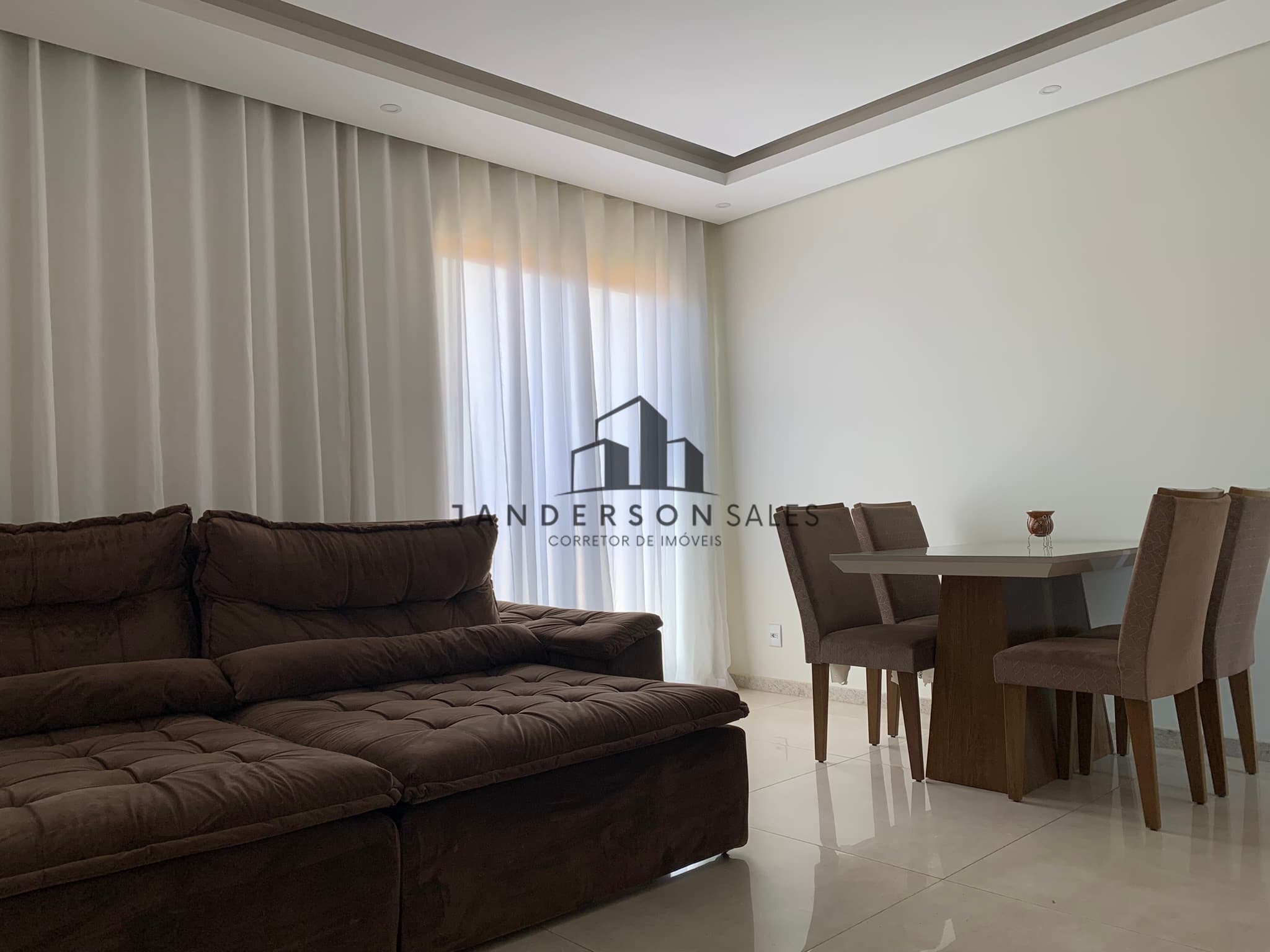 VENDE-SE APARTAMENTO